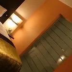 Le Merceny Мотель 3*