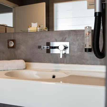 موتيل Le Merceny 3*